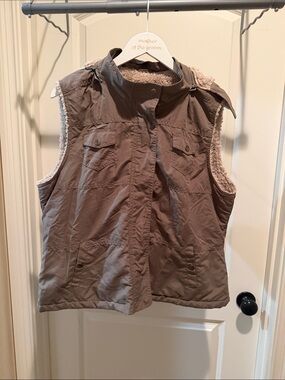 Sonoma Taupe Sleeveless Sherpa-Lined Utility Vest